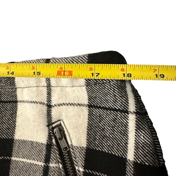 Stylus JCP Fuzzy Black/White Plaid Flannel Mini Skirt Lined NWT Sz 14 Classic - Picture 4 of 9